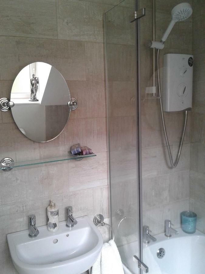 Lilac Cottage Тирск Экстерьер фото